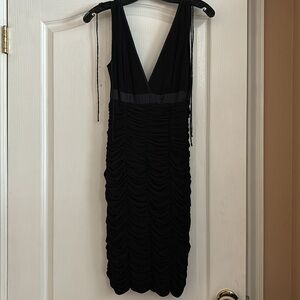Size 4 black vintage fitted the neck dress laundry